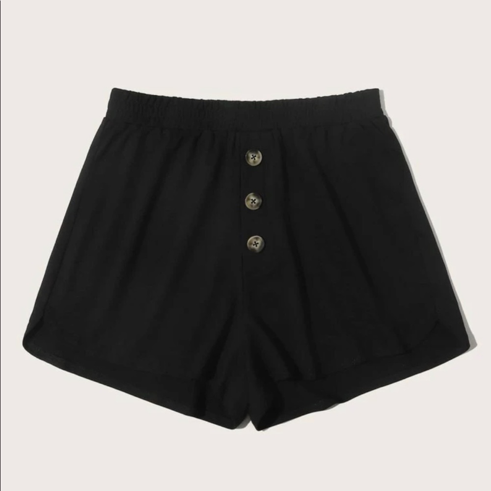 SHEIN Buttoned Front Solid Shorts Size Large